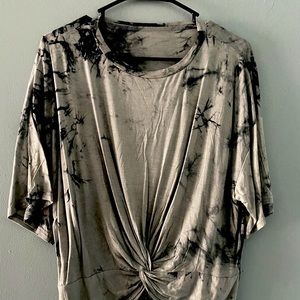 Tie dye black and grey— plus size